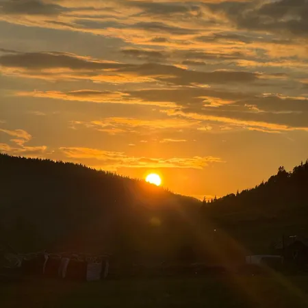Kjellerleilighet Lejlighed Bjorge